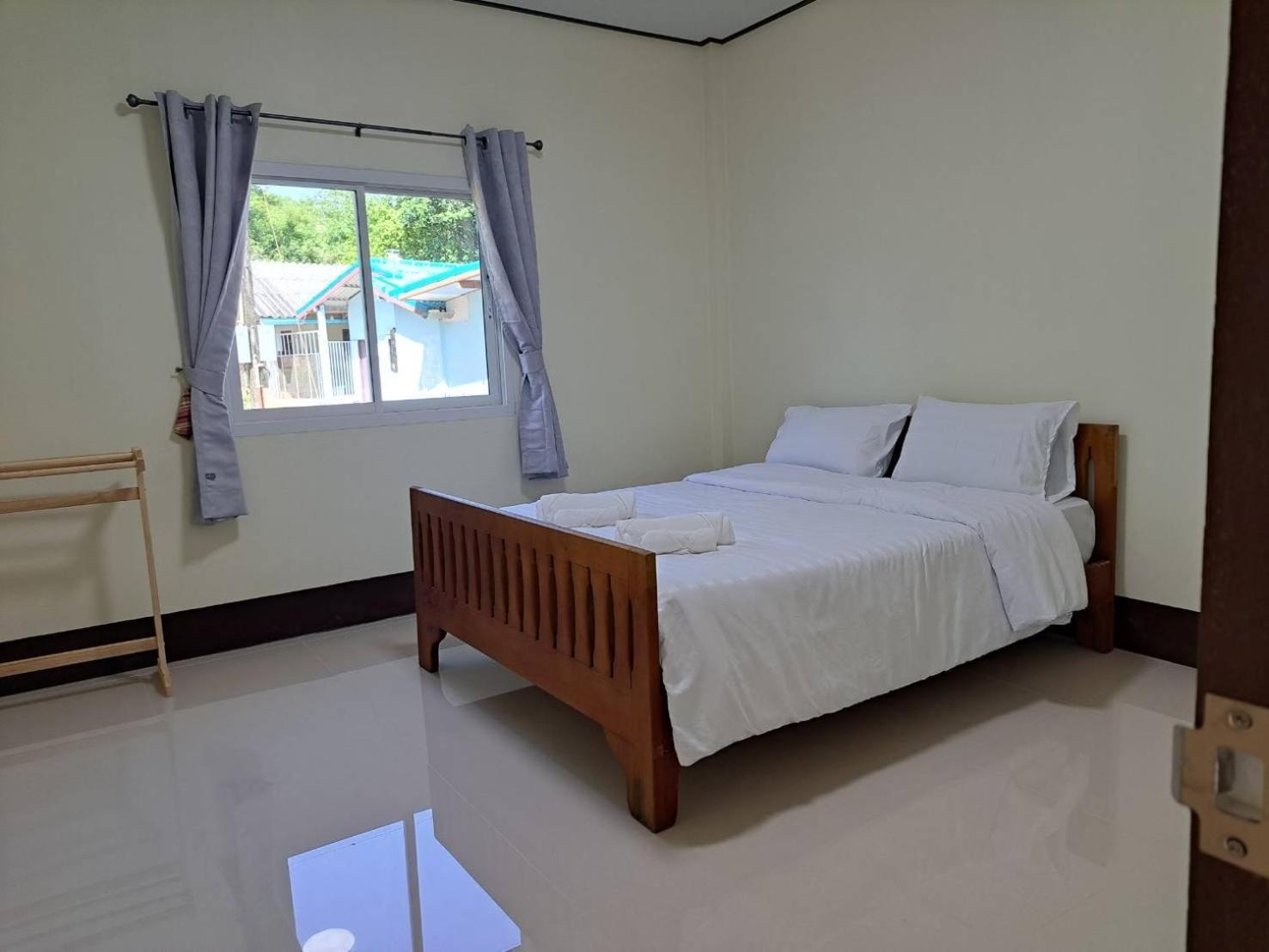 Lomtalay Resort Trat Laem Ngop Exterior foto