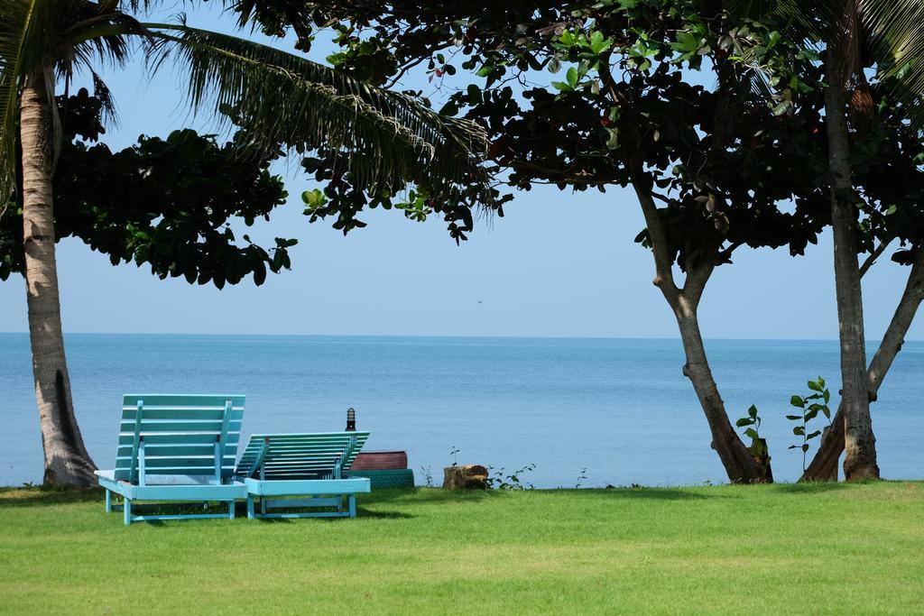 Lomtalay Resort Trat Laem Ngop Exterior foto